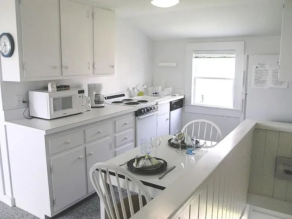 180 Main Street - One Bedroom House