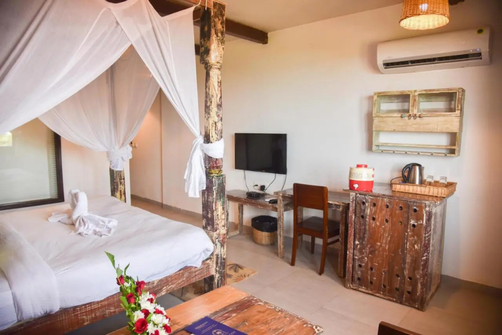 Oxygen Resorts Morjim Goa