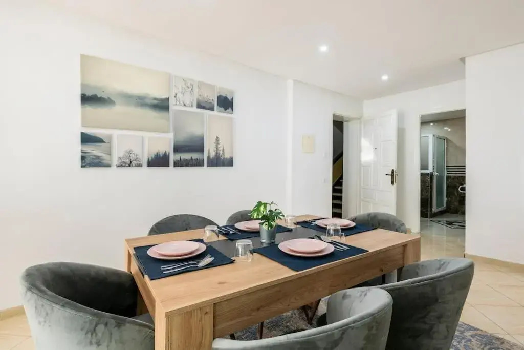 Luxurious & Spacious 3bedrooms/ Tour Hassan