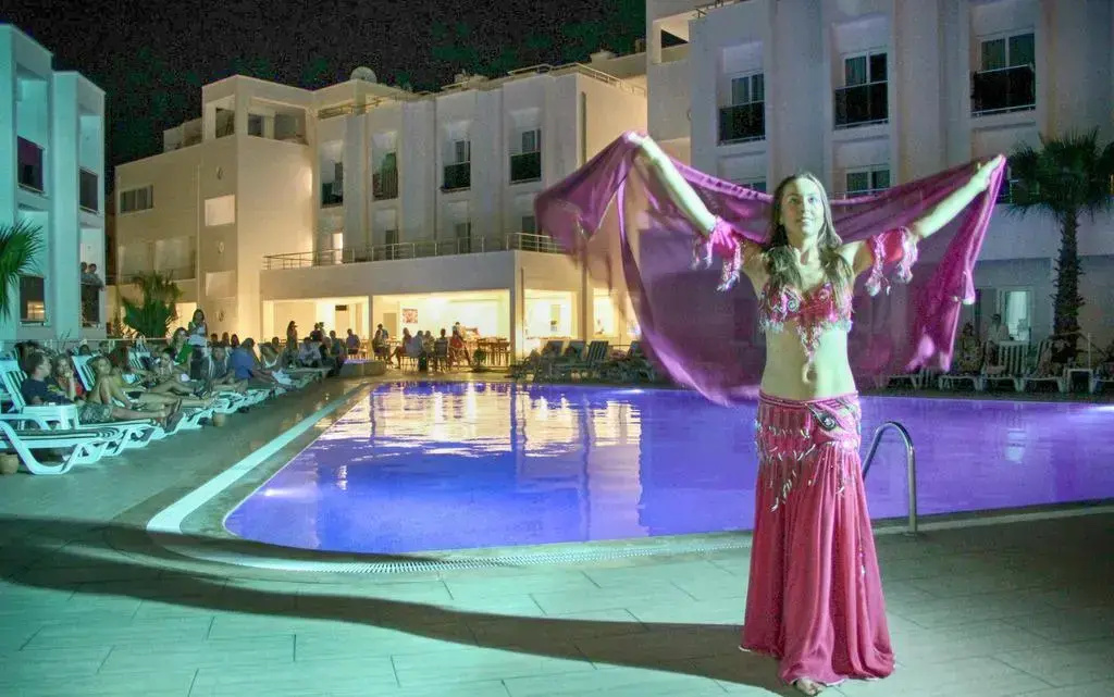 Club Shark Hotel