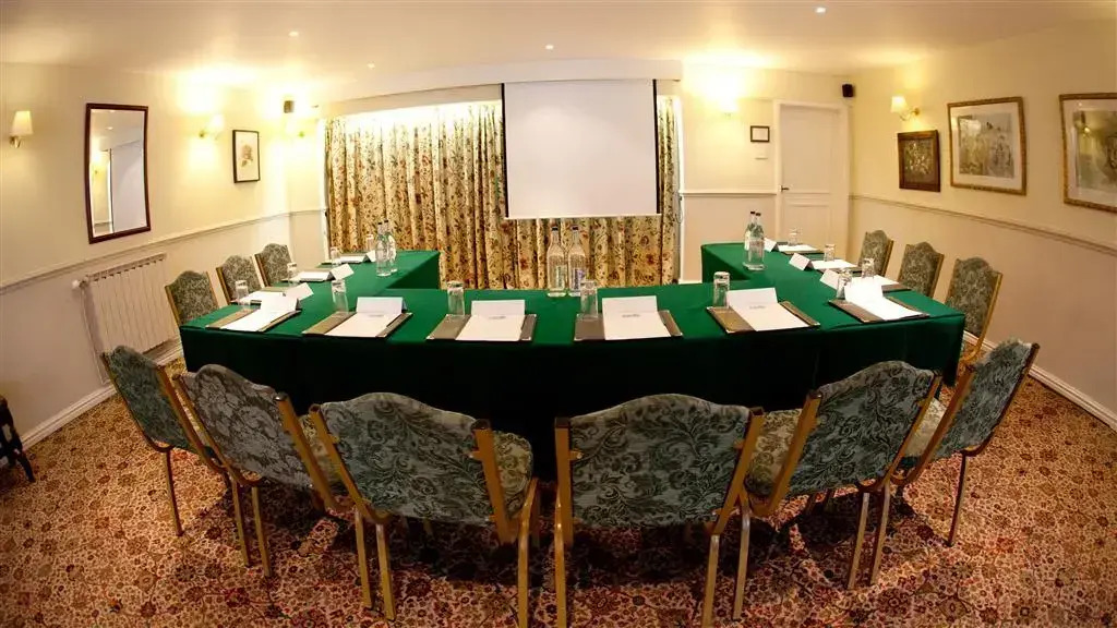 Holdsworth House Hotel