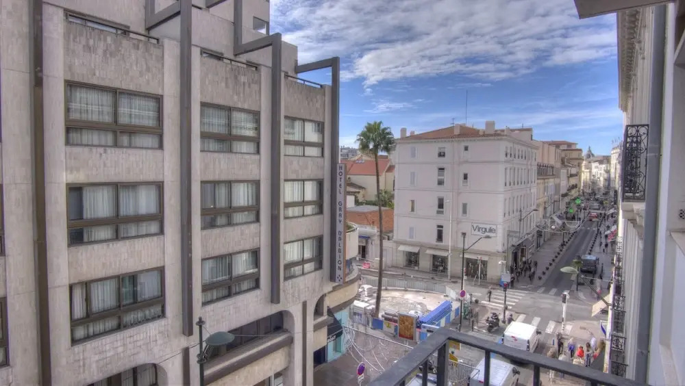 T2 3 étoiles 150 m des Plages 4 mn Palais