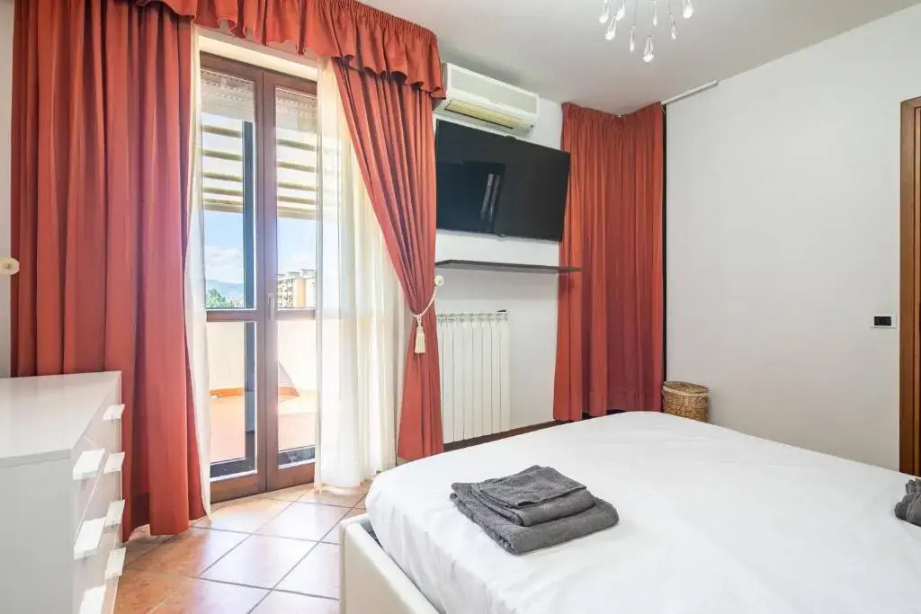 Suite a Prato con 2 Balconi