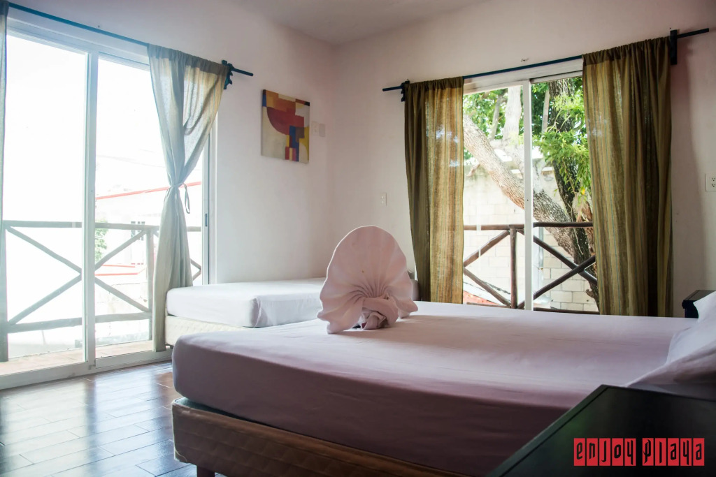 Enjoy Playa Hostel