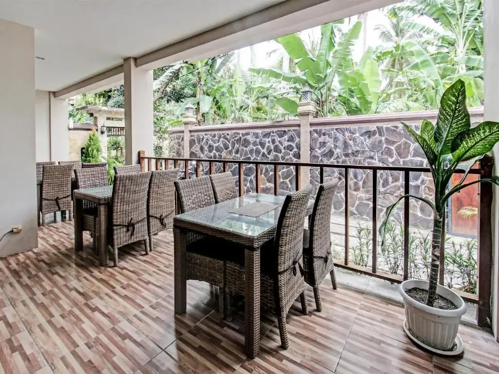 OYO 91696 Kimara Homestay & Resto