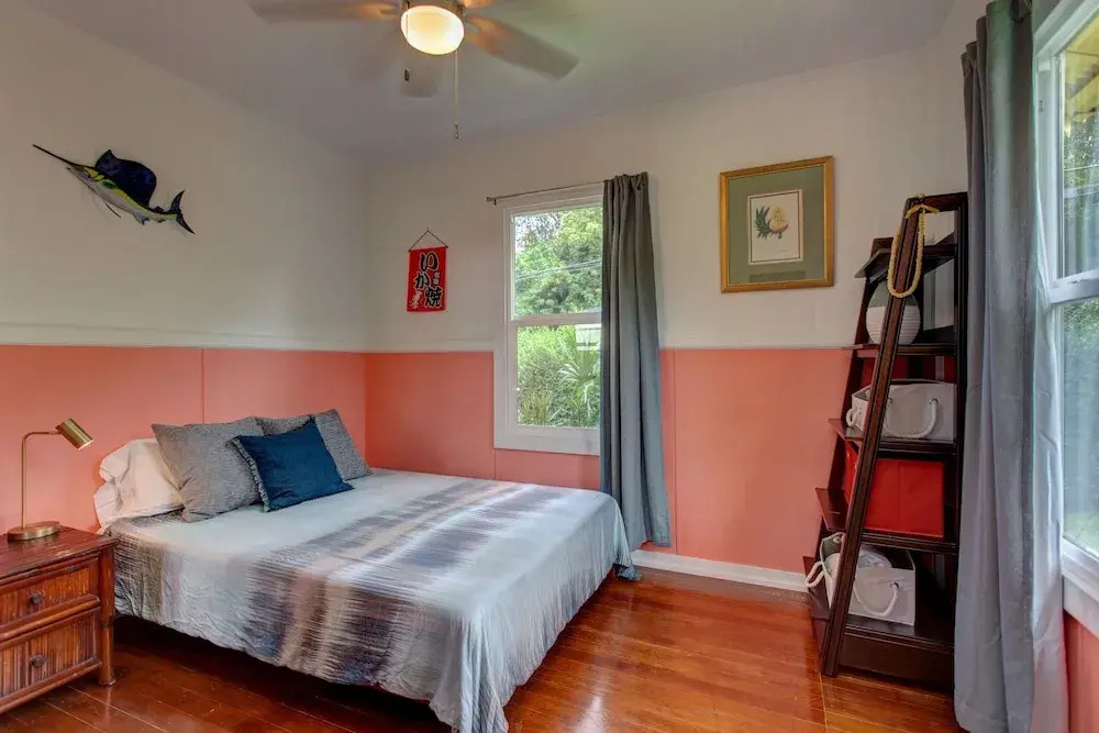 Hale Pikonia In Historic Honokaa Town 2 Bedroom Home