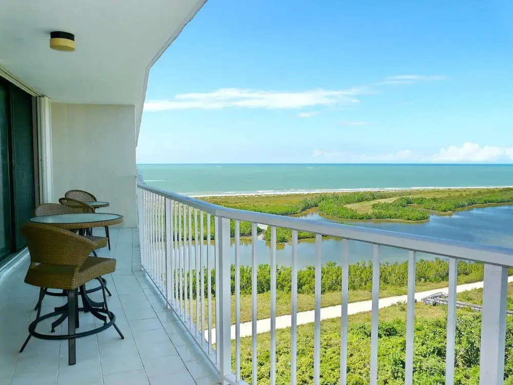 South Seas Tower 4-1708