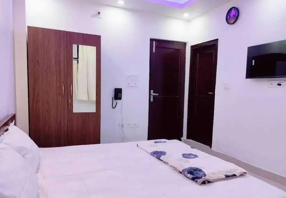Le Mirage Guest House