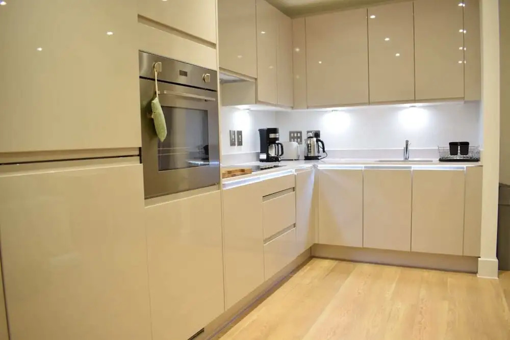 2 Bedroom Flat in Park Royal