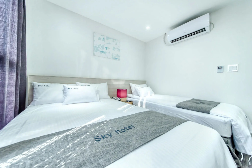 Sky Hotel