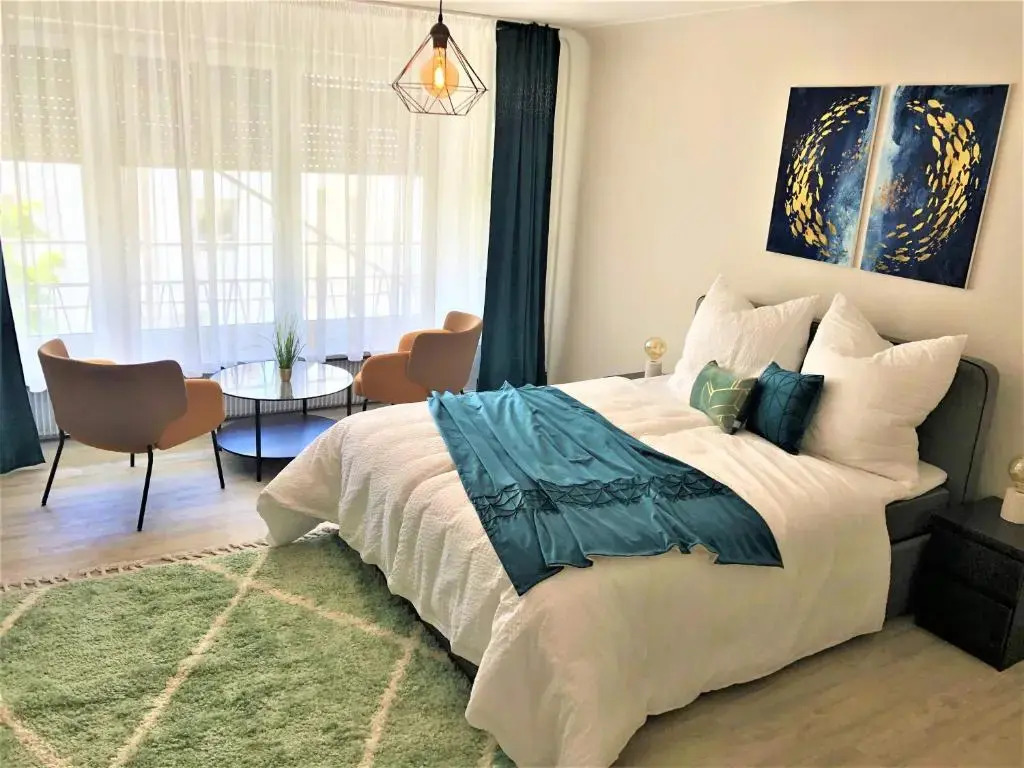 Central-Modern-Luxury with Balcony, The Lake by SA-Grandeur
