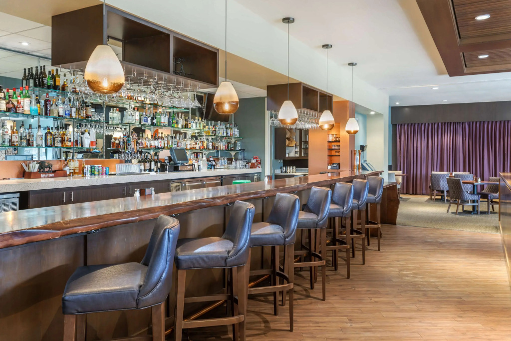 Best Western Premier Boulder Falls Inn