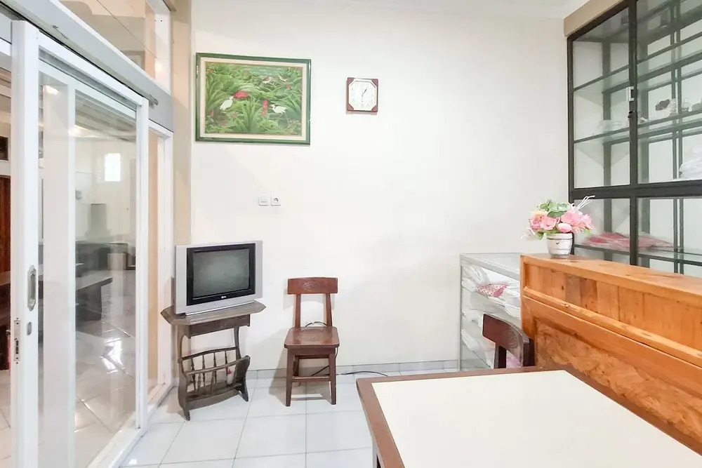 RedDoorz Syariah at Jalan Panglima Sudirman Probolinggo