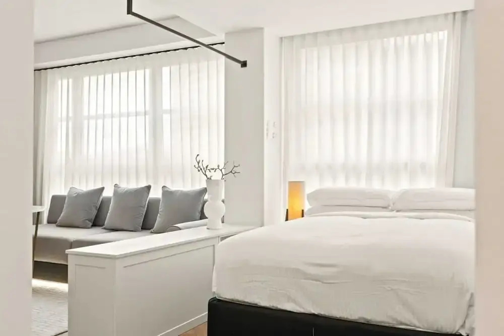 City Centre Studio by Hyde Park