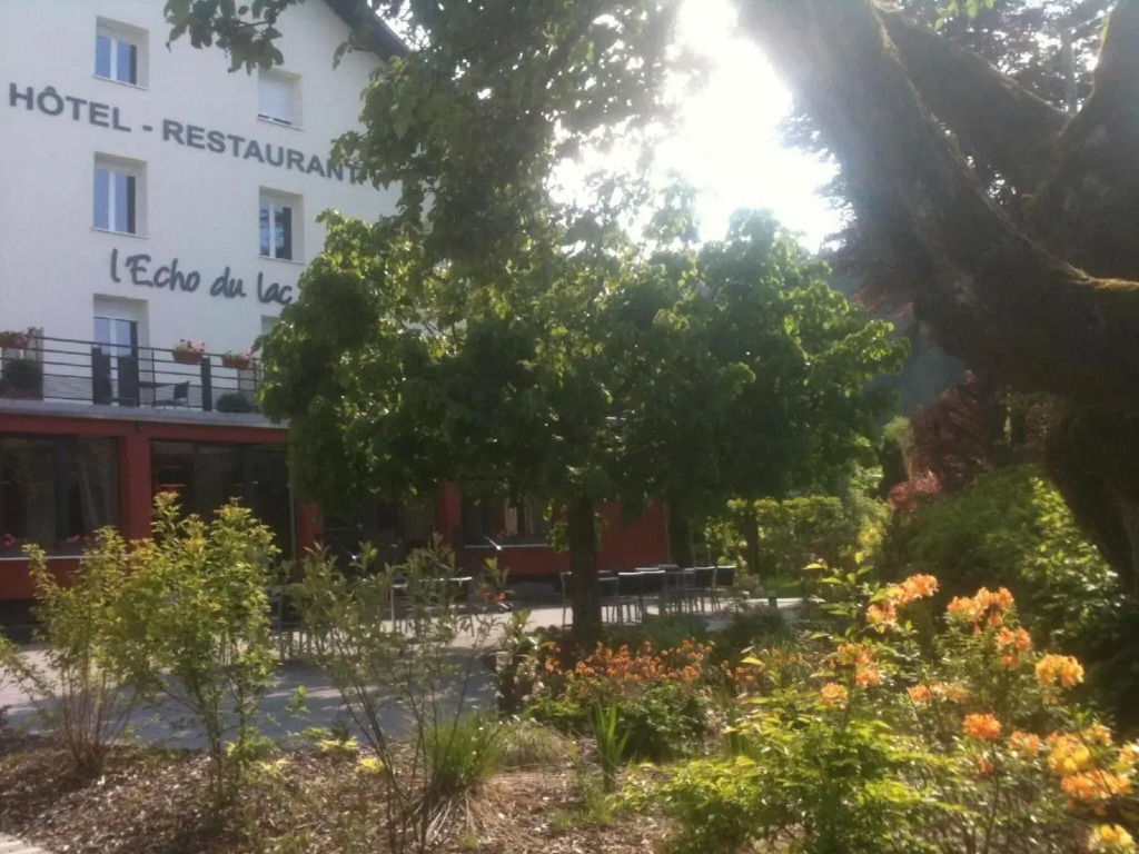 Hotel Restaurant L Echo du Lac