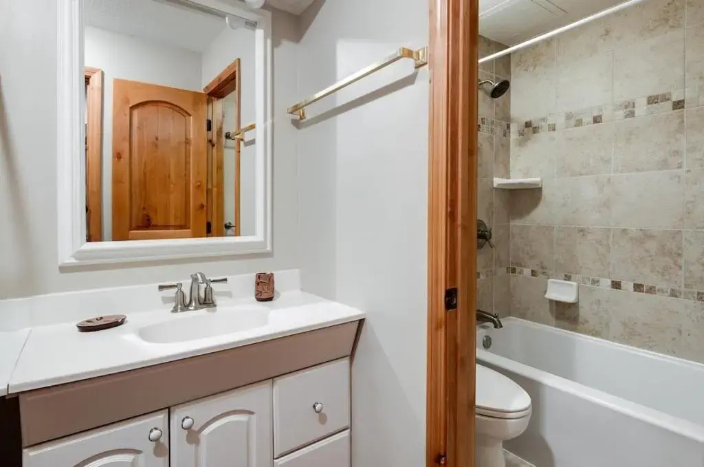 Timbernest Bristlecone Condo: Walk to Lifts Downtown Breckenridge