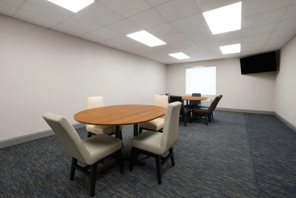 Wingate by Wyndham Dublin Near Claytor Lake State Park