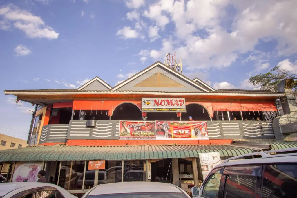 Hotel Nomad