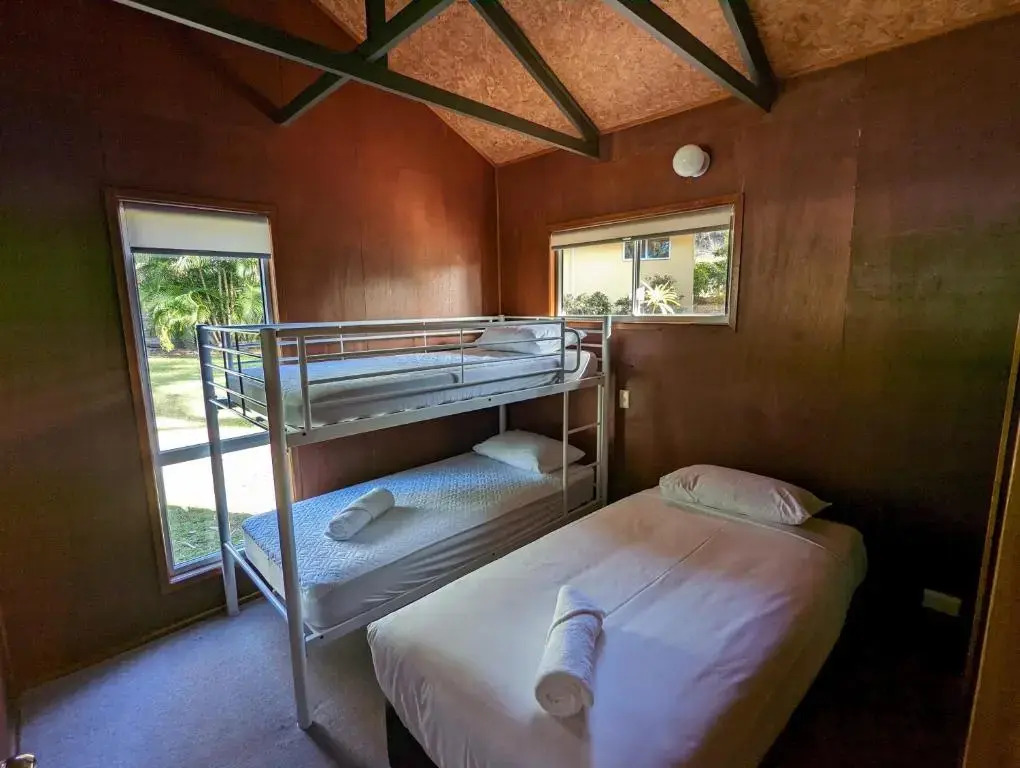 Capri Cabins