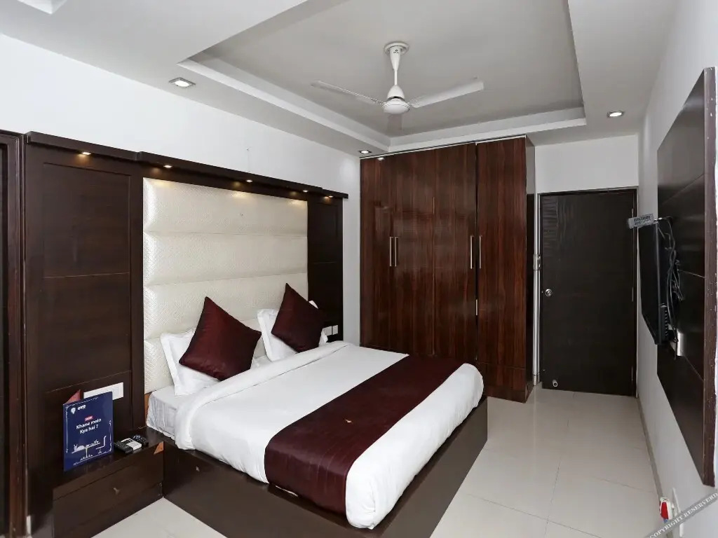 Diplomat Home Stay