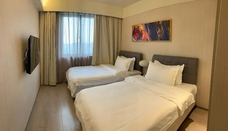 Buyluxe Suites Hotel