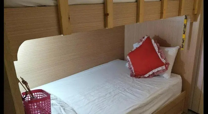 集集藝術家背包客之家Jiji Art Backpackers Hostel