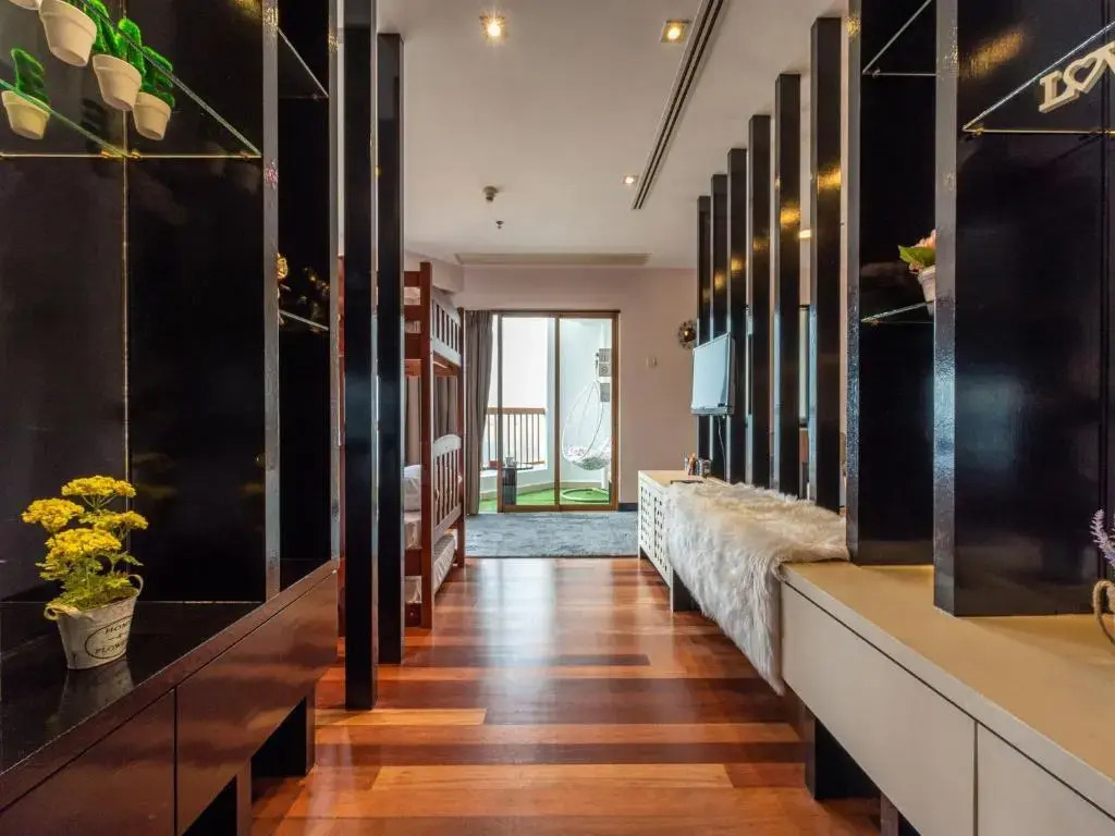 Sunway Suite 4pax 1min to Pyramid Mall Sunway Lagoon