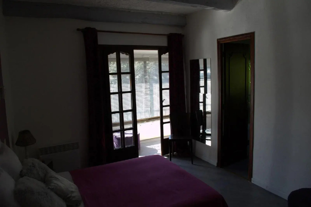 HOTEL 3 étoiles NN "LOU CIGALOUN"