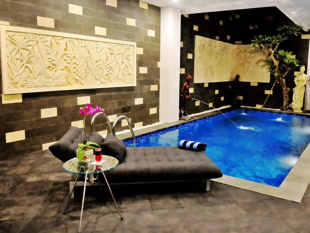 Picasso Inn