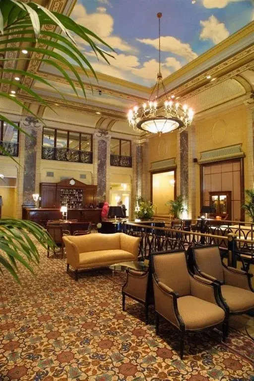 Belden Stratford