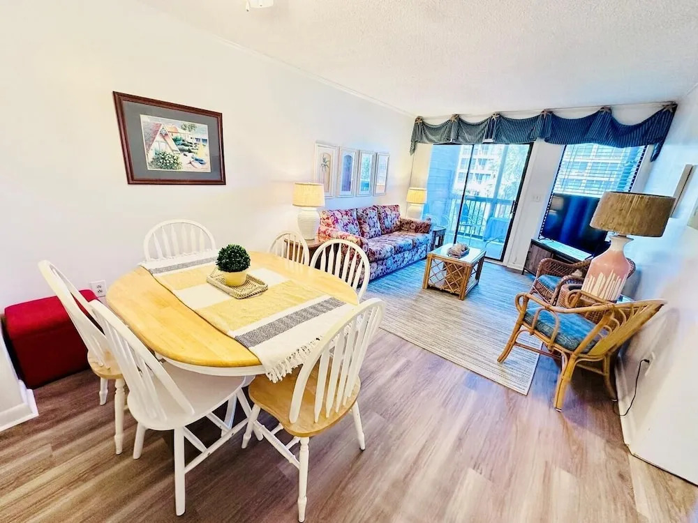 Tilghman Beach And Racquet Club 149 3 Bedroom Condo by RedAwning