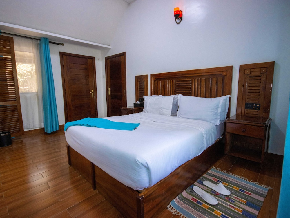 Olive Lake Elementaita Lodge