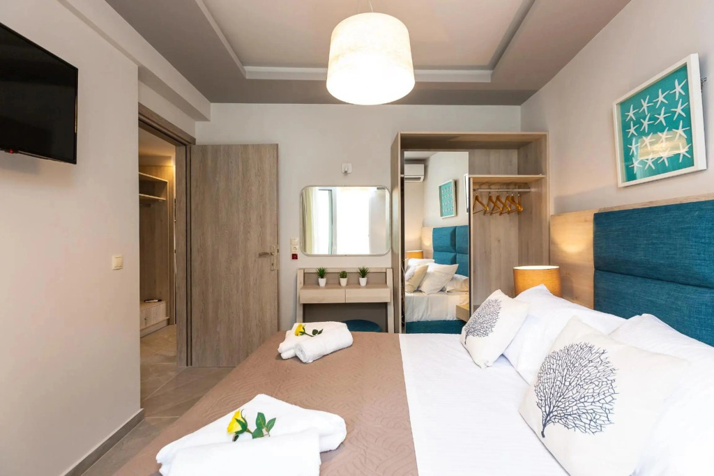 Akrogiali Apart Hotel