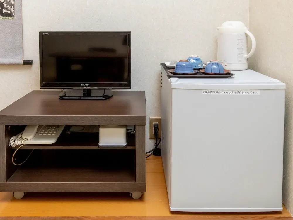 OYO Business Takahata Ekimae Hotel