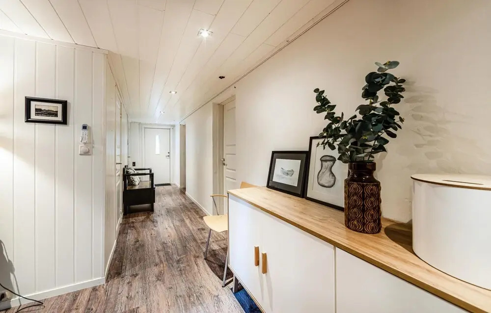 Gorgeous Home In Vestnes With Wifi
