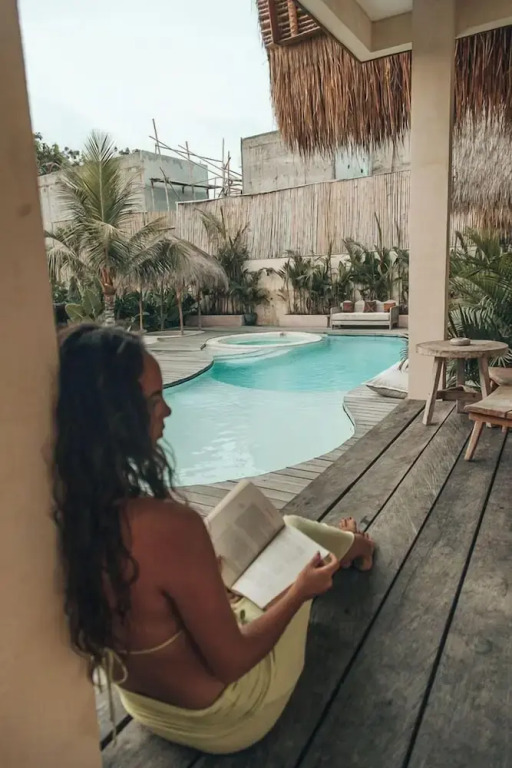 Lulus Villas