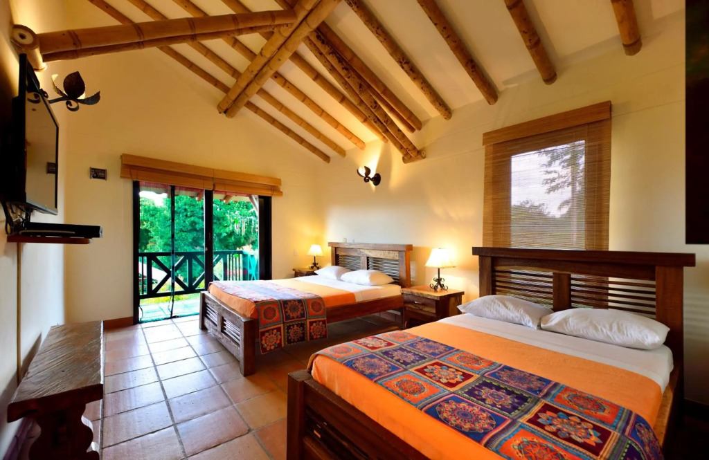 Villa exclusiva en Fincas Panaca, privacidad con Piscina y Jacuzzi