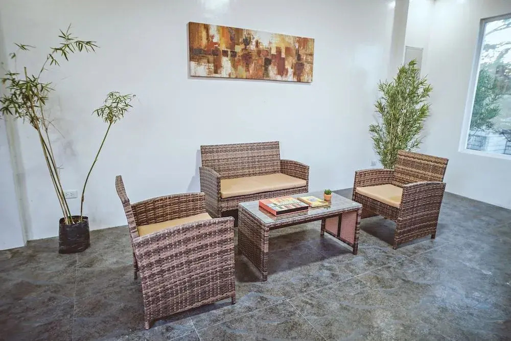 G Hotel