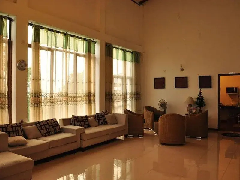 Hilltop Boutique Villa