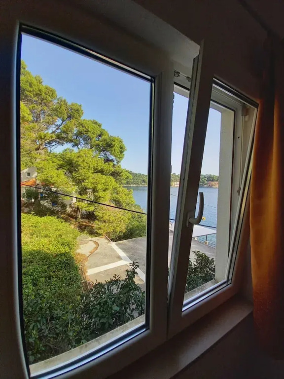 Apartments Vinko Mljet- One-bedroom Apartment With Terrace