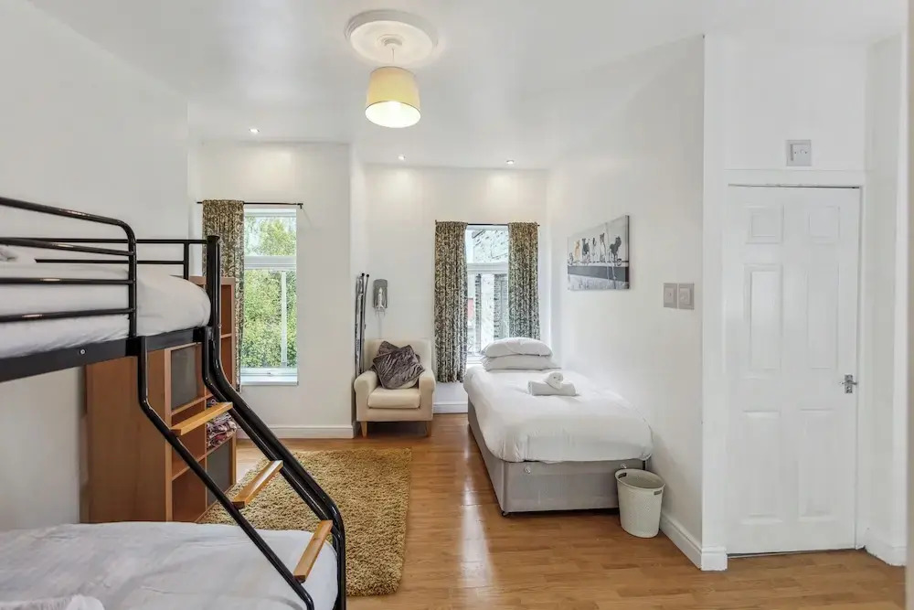 Ideal for a Longer Stay or Contractor, Sleeps 1-4