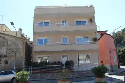 Panoramic Apartment Mazzeo