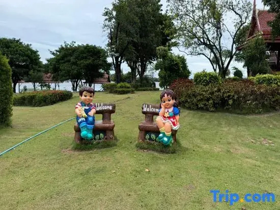 Metathsana Resort
