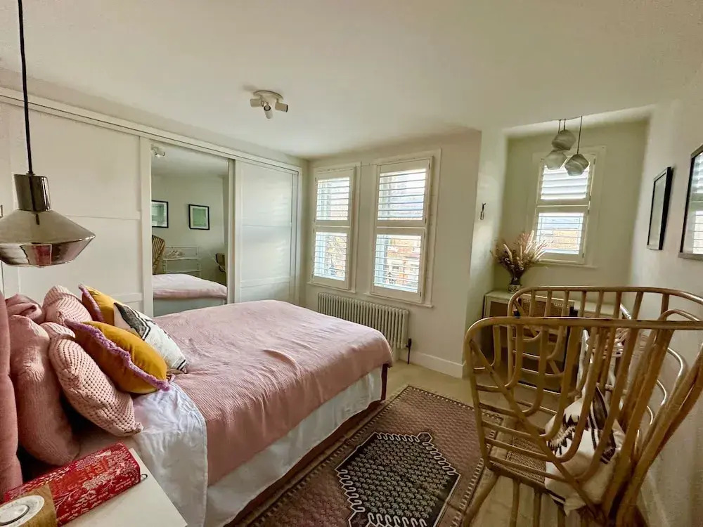 Townhouse by Notting Hill - Sleeps5/petsok/tv/wifi