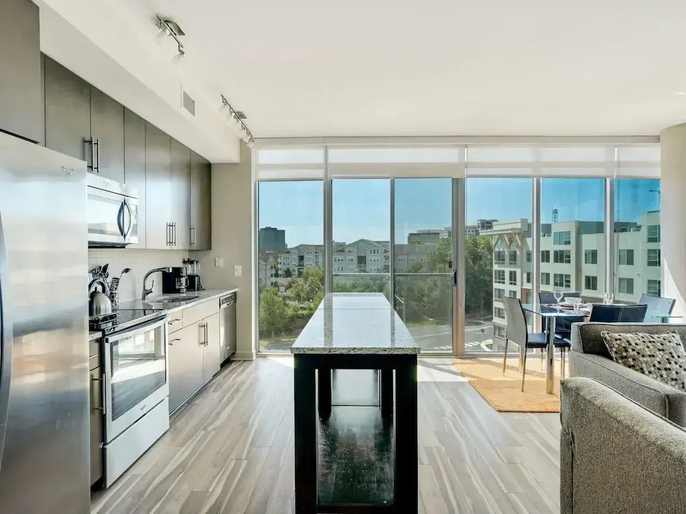Bluebird Suites in Tysons Corner