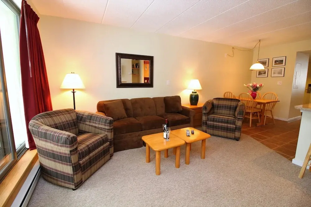 Pinnacle Condo Unit D13 by RedAwning