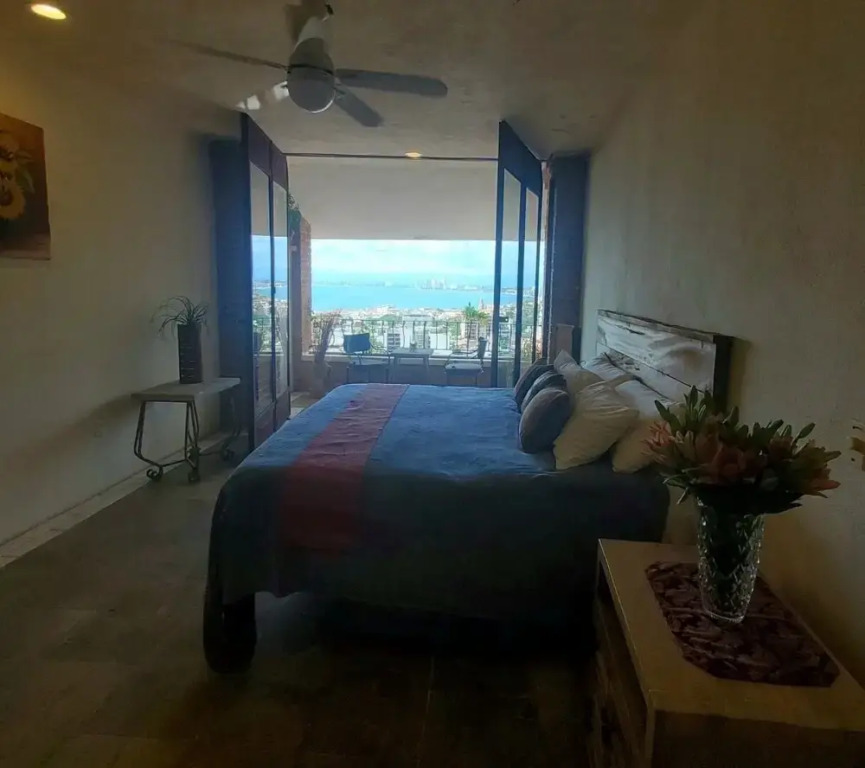 Villa Las Palmeras Gay Hotel