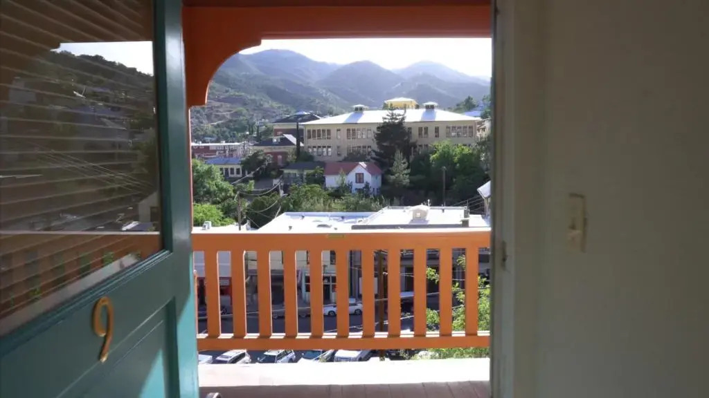 Eldorado Suites Hotel