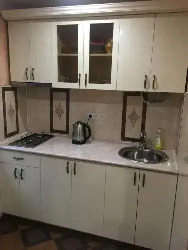 3+2 Dilijan Rest House