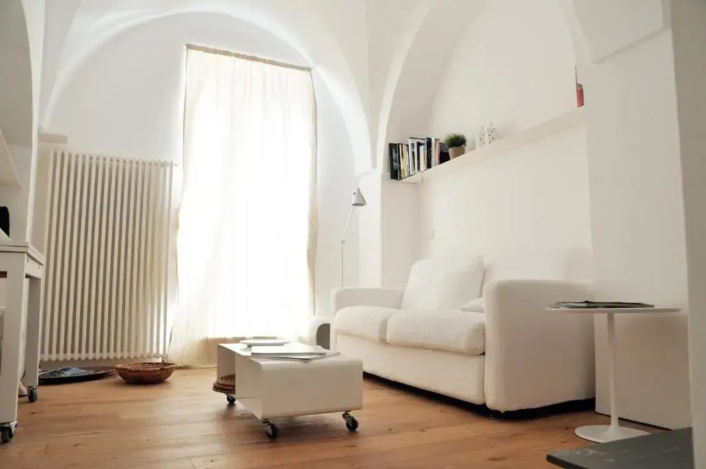 Via Tarantini 3 (Adults Only)